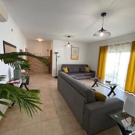 Lucas House 3 - Garden Apartment ลากอส ภายนอก รูปภาพ