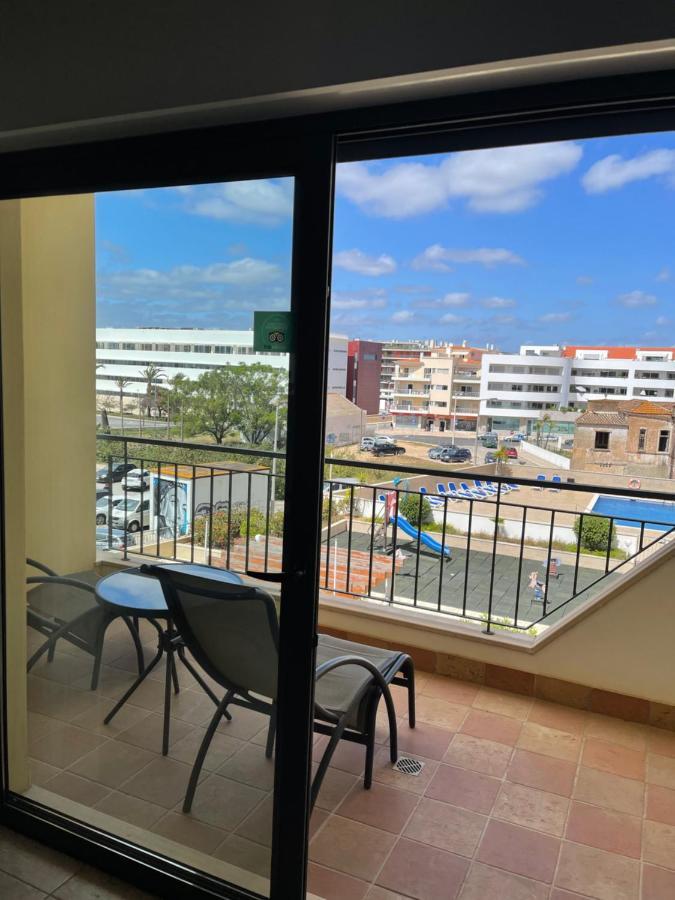 Lucas House 3 - Garden Apartment ลากอส ภายนอก รูปภาพ