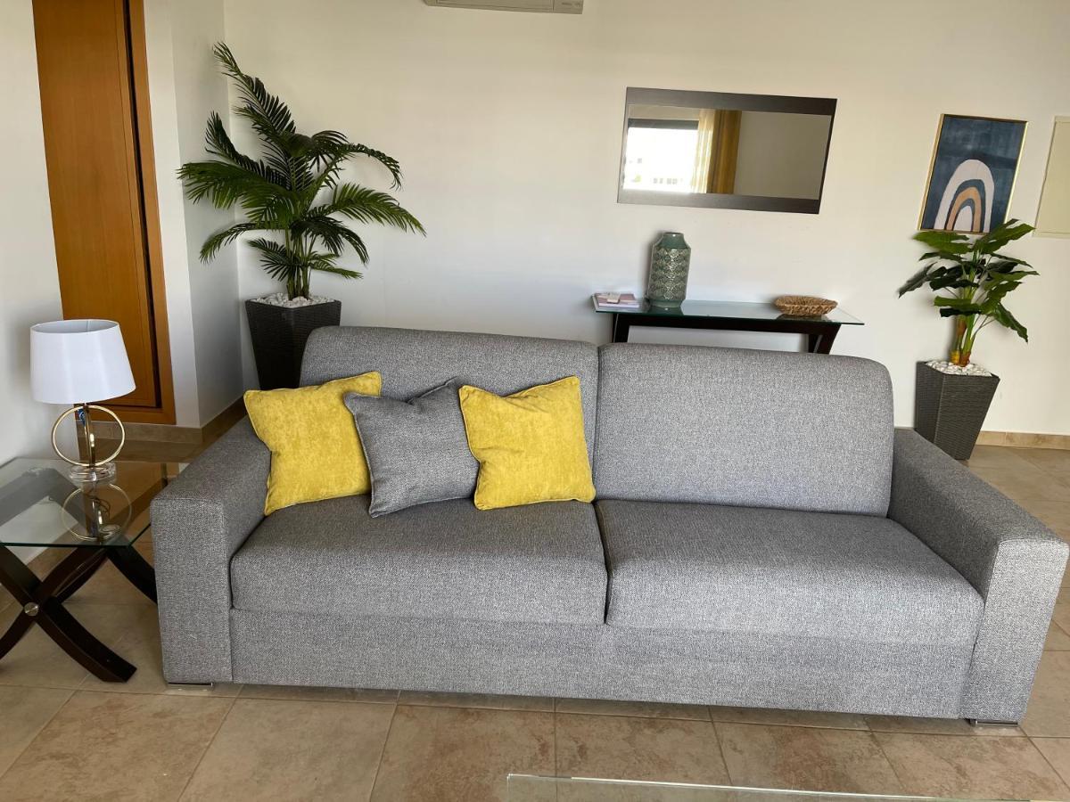 Lucas House 3 - Garden Apartment ลากอส ภายนอก รูปภาพ