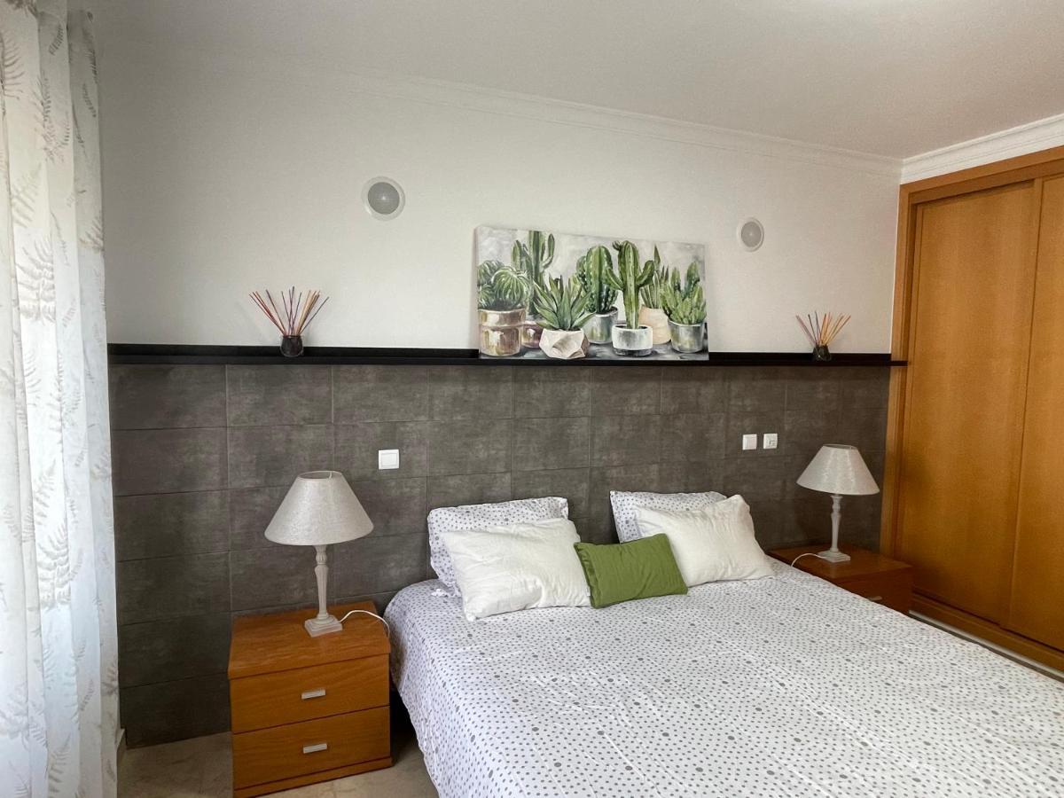Lucas House 3 - Garden Apartment ลากอส ภายนอก รูปภาพ